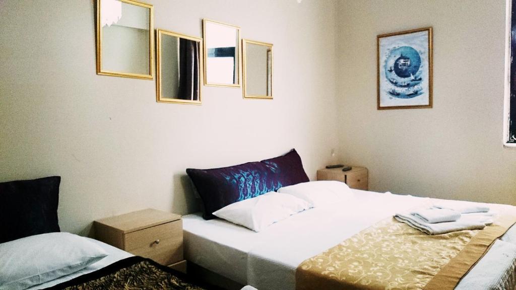 Esra Sultan Petrol Hotel Estambul Habitación foto
